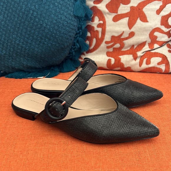 SOMETHING NAVY Woven Strap Buckle Strap Mules in Black - Picture 2 of 9